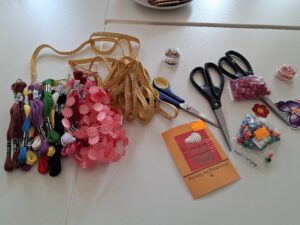 Warsztaty naprawcze - nowe życie starego ubrania